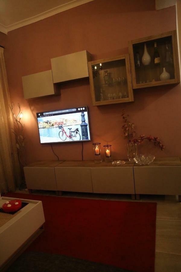 A Pleasant Stay In Chania 干尼亞 外观 照片